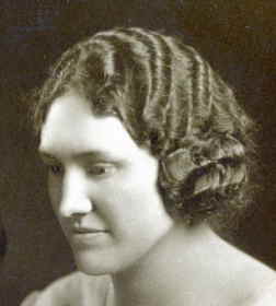 Photo of photos/Velma Alice Merklin 1896-1930 portrait